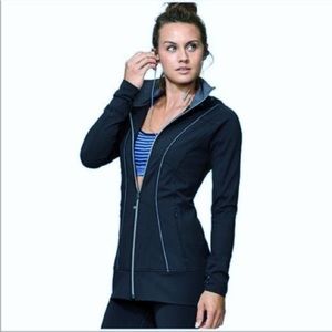 Athleta Booyah Hoodie Jacket, black size L. Athletic, activewear